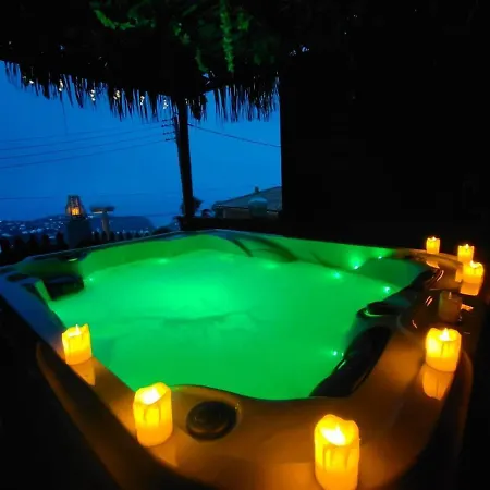 Anglada, With A Private Pool And Jacuzzi ヴィラ *