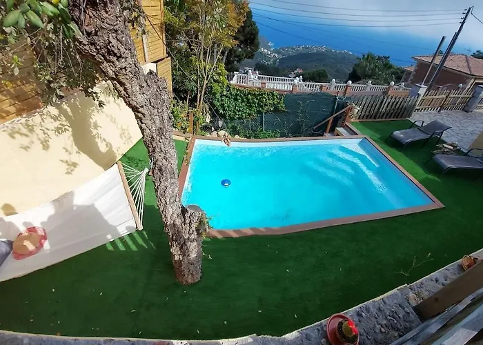 Anglada, With A Private Pool And Jacuzzi 빌라 *