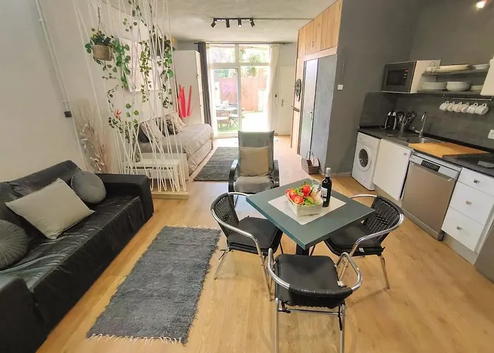 Anglada, With A Private Pool And Jacuzzi 료렛 드 마르