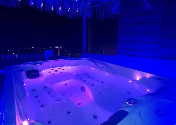 Anglada, With A Private Pool And Jacuzzi *